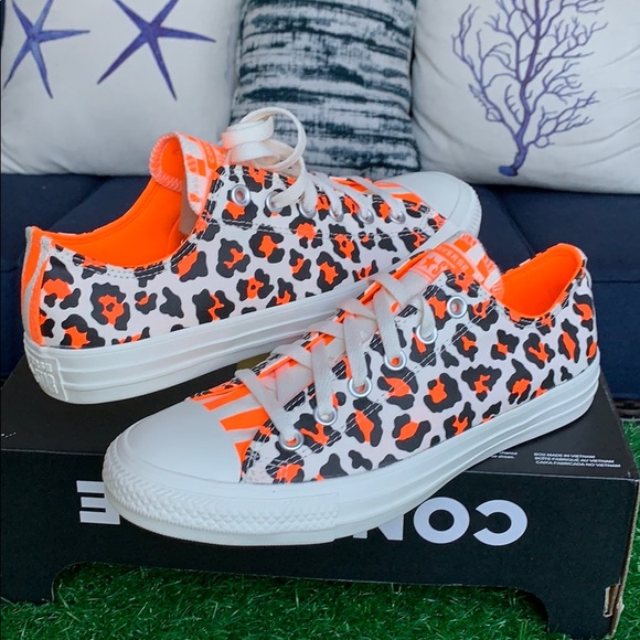 Converse CTAS OX egret great/total orange/black WM - Picture 5 of 16